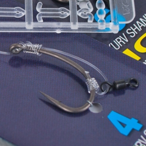 Náväzec Korda IQ D-Rig Kurv Shank / IQ2 Fluorocarbon