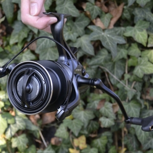 navijak Shimano Medium Baitrunner CI4+ 5500 XTB LC