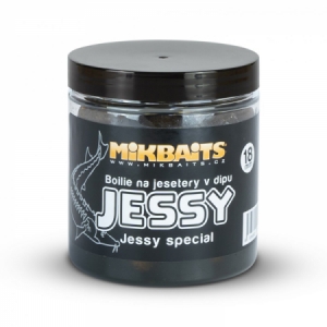 Boilies v dipe na jesetery Mikbaits Jessy 18mm
