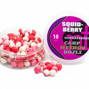 Boilies Novák Feeder Carp Method 10mm - kalamár/lesné ovocie