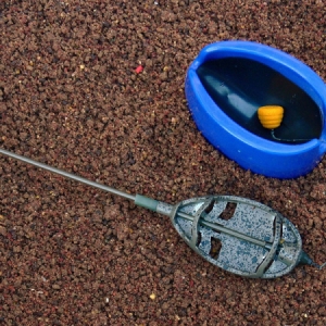 Krmítko Döme Gábor Team Feeder Long Cast Pro Method Feeder L