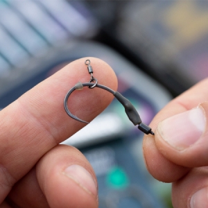 Obratlík s krúžkom Korda Micro Ring Swivel