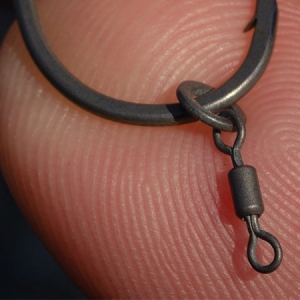 Obratlík s krúžkom Korda Micro Ring Swivel
