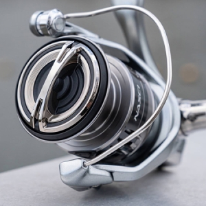 navijak Shimano Nasci 2500 HG FC