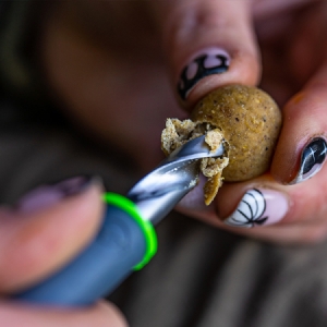 Vrták na boilies Korda Bait Drill + korok