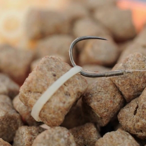 Gumičky na nástrahy Guru Micro Bait Bands 100ks