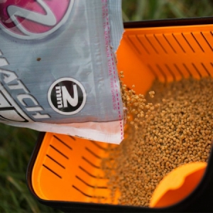 Sito na vlhčenie Guru Bait Strainer 3 pint