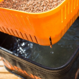 Sito na vlhčenie Guru Bait Strainer 3 pint