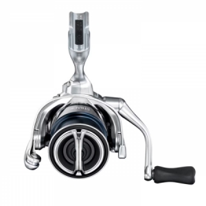 navijak Shimano Stradic 2500 HG FM