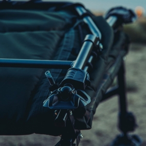 Lehátko Giants Fishing Gaube XT Bedchair 8 Leg