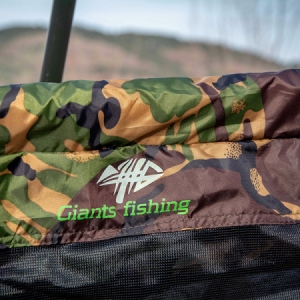 Vážiaci a prechovávací sak Giants Fishing Weigh Sling Luxury Camo XL