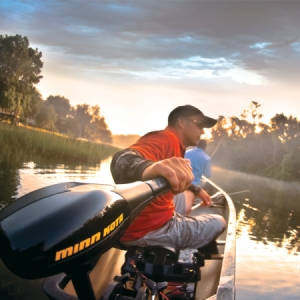 Elektromotor MinnKota Endura C2 s ukazovateľom stavu batérie